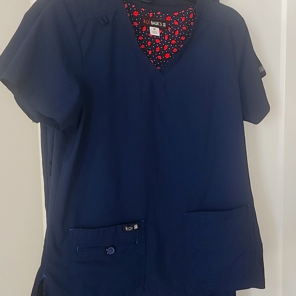 Koi Basics Navy Blue Scrub SET size Medium Top Small Pants.